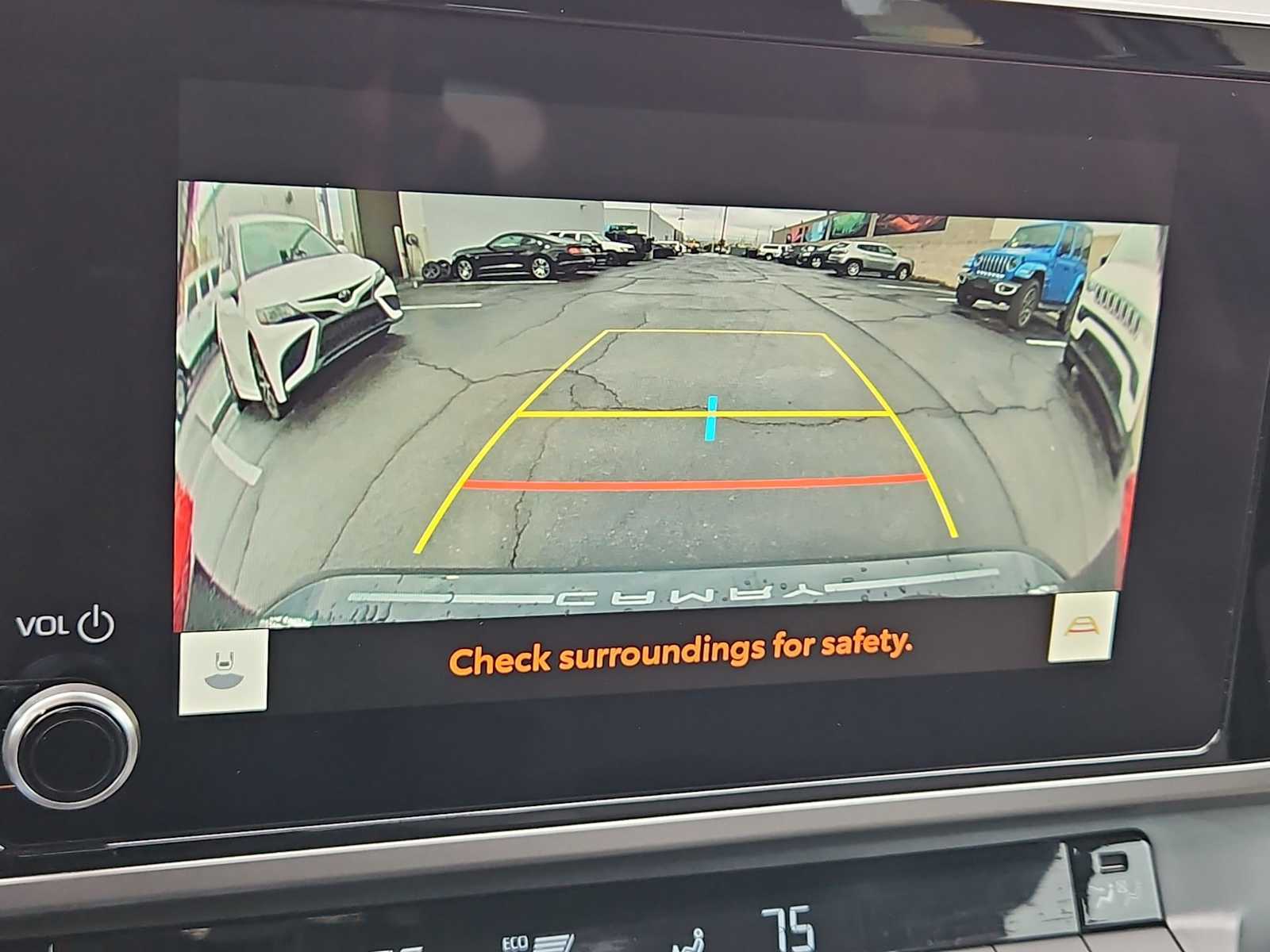 Thumbnail: 2025 Toyota Camry - 27