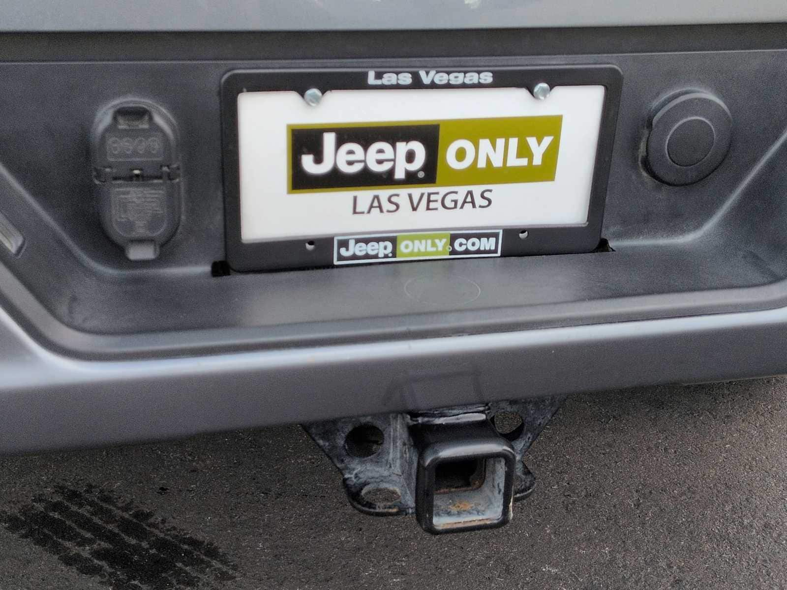 Thumbnail: 2021 Chevrolet Silverado 1500 - 33