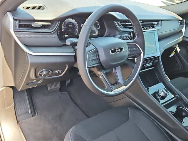 Thumbnail: 2026 Jeep Grand Cherokee L - 10