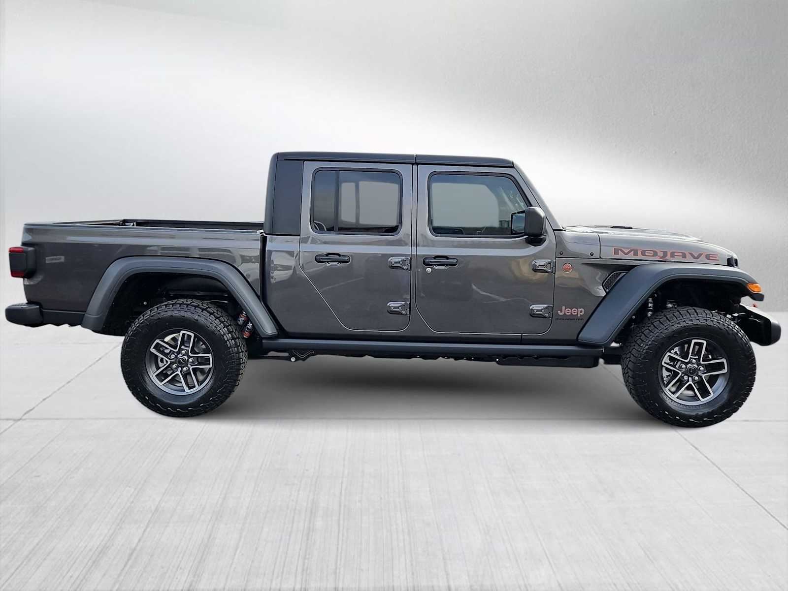 Thumbnail: 2026 Jeep Gladiator - 9