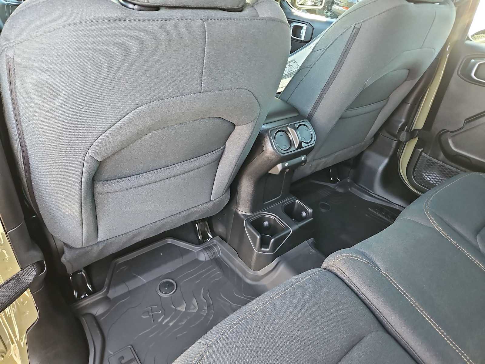 Thumbnail: 2026 Jeep Wrangler - 17