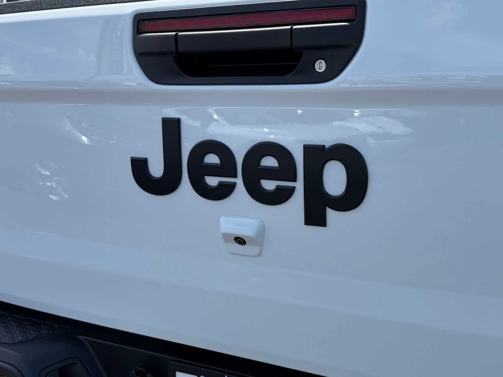 Thumbnail: 2026 Jeep Gladiator - 28