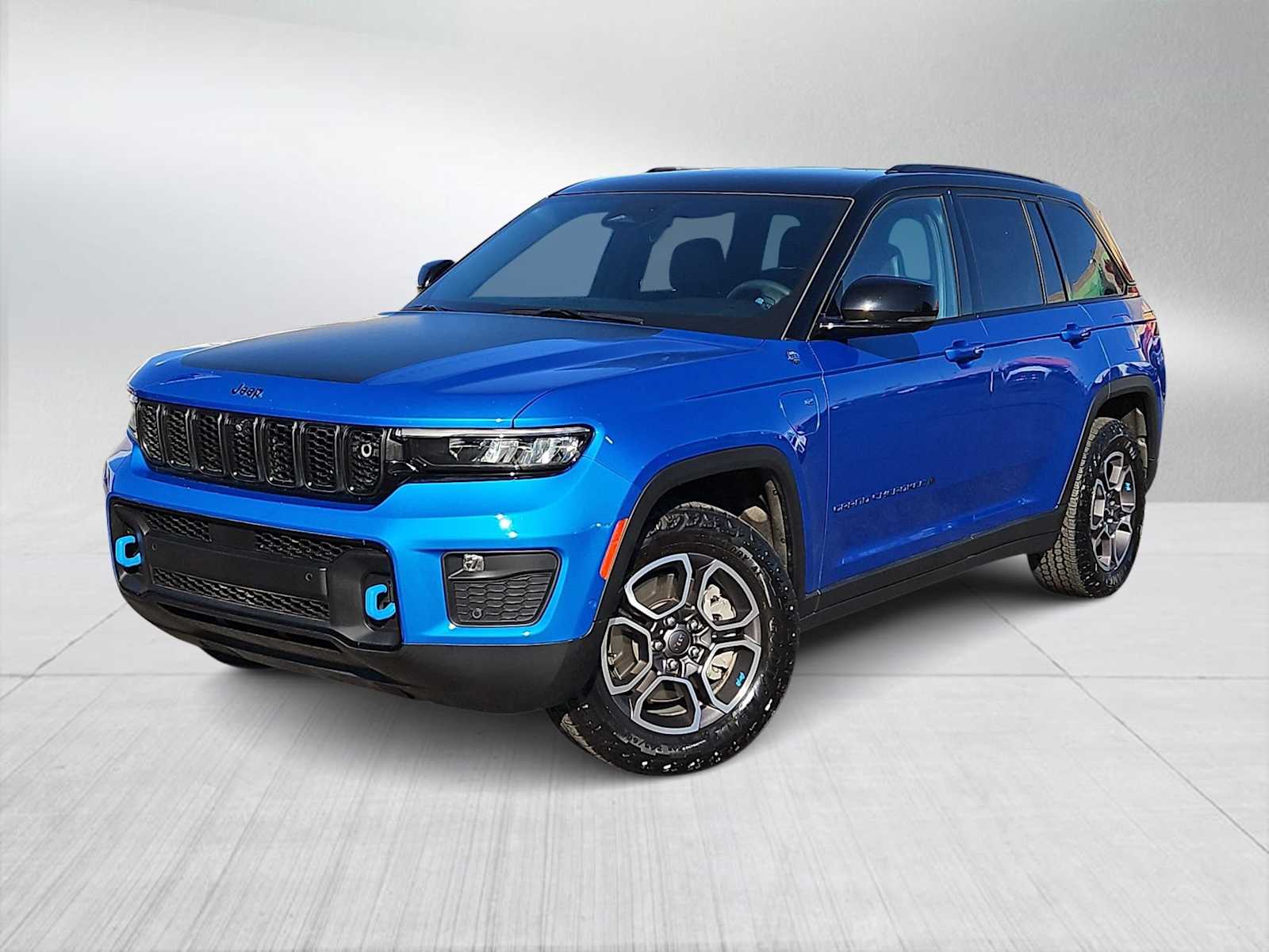 Thumbnail: 2022 Jeep Grand Cherokee - 1