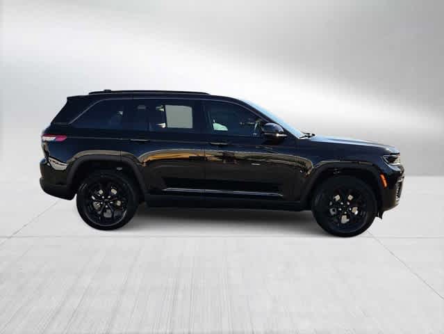 Thumbnail: 2026 Jeep Grand Cherokee - 9