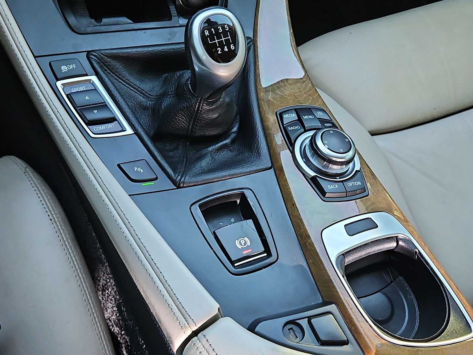 Thumbnail: 2013 BMW 5 Series - 33