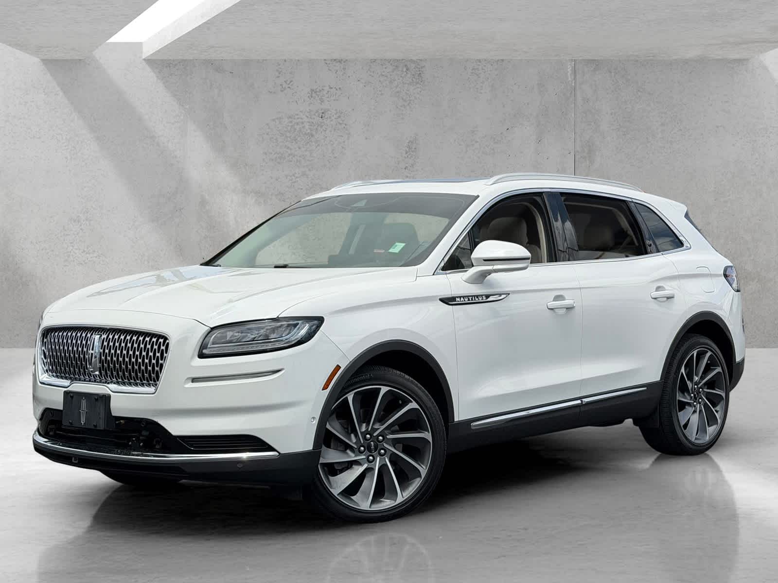 2023 Lincoln Nautilus Reserve AWD's photo