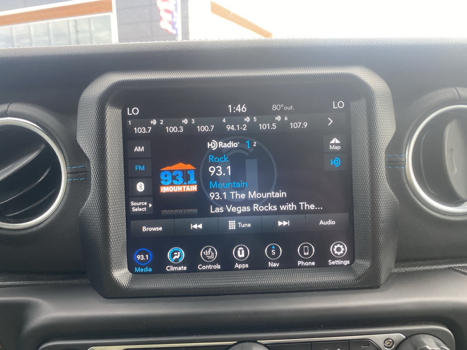 Thumbnail: 2021 Jeep Wrangler - 19