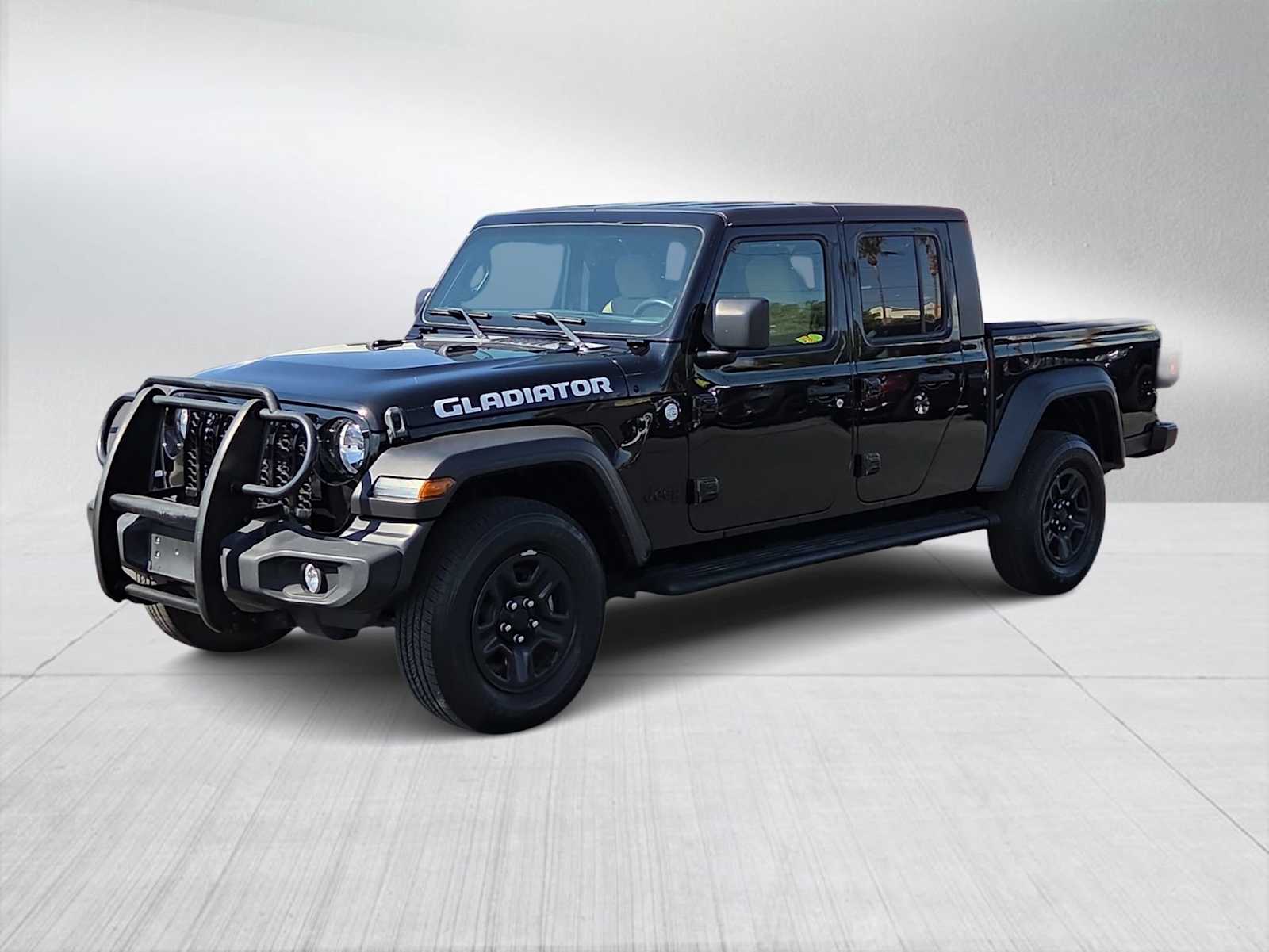 Thumbnail: 2021 Jeep Gladiator - 4