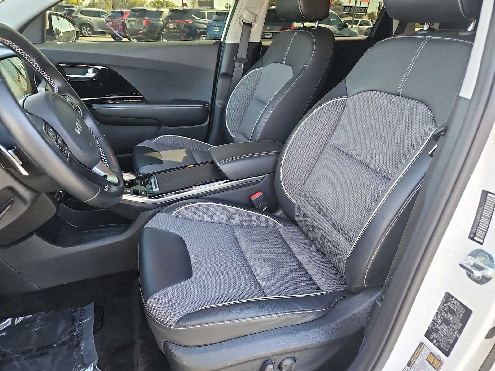 2022 Kia Niro S 15
