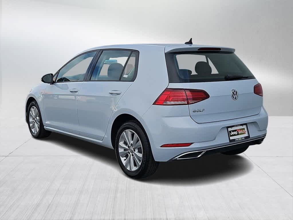 2021 Volkswagen Golf TSI photo 3