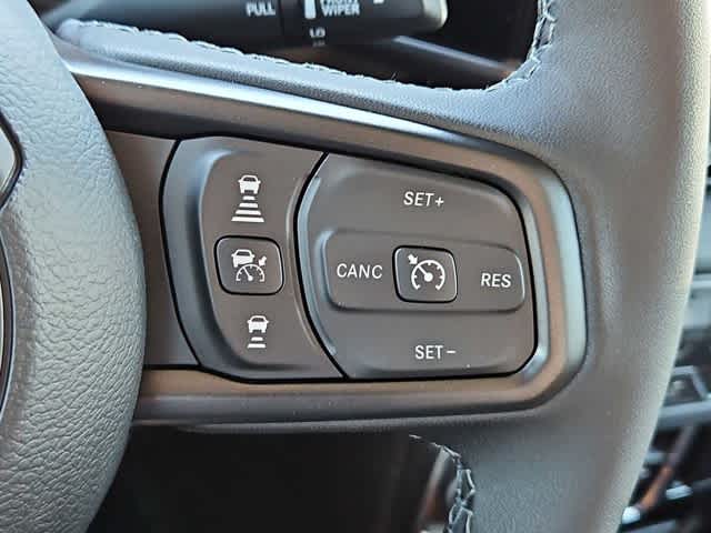 Thumbnail: 2026 Jeep Gladiator - 24