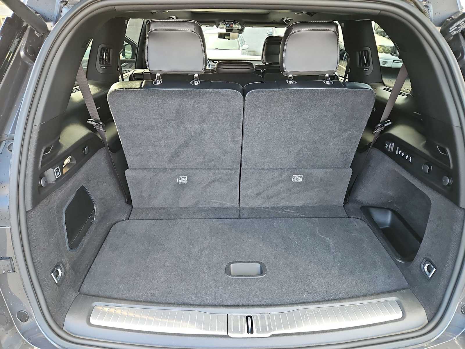 Thumbnail: 2022 Jeep Grand Cherokee L - 36