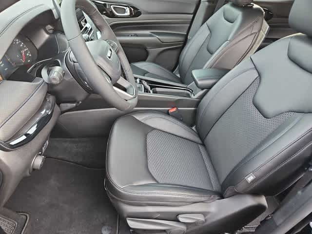 Thumbnail: 2026 Jeep Compass - 17