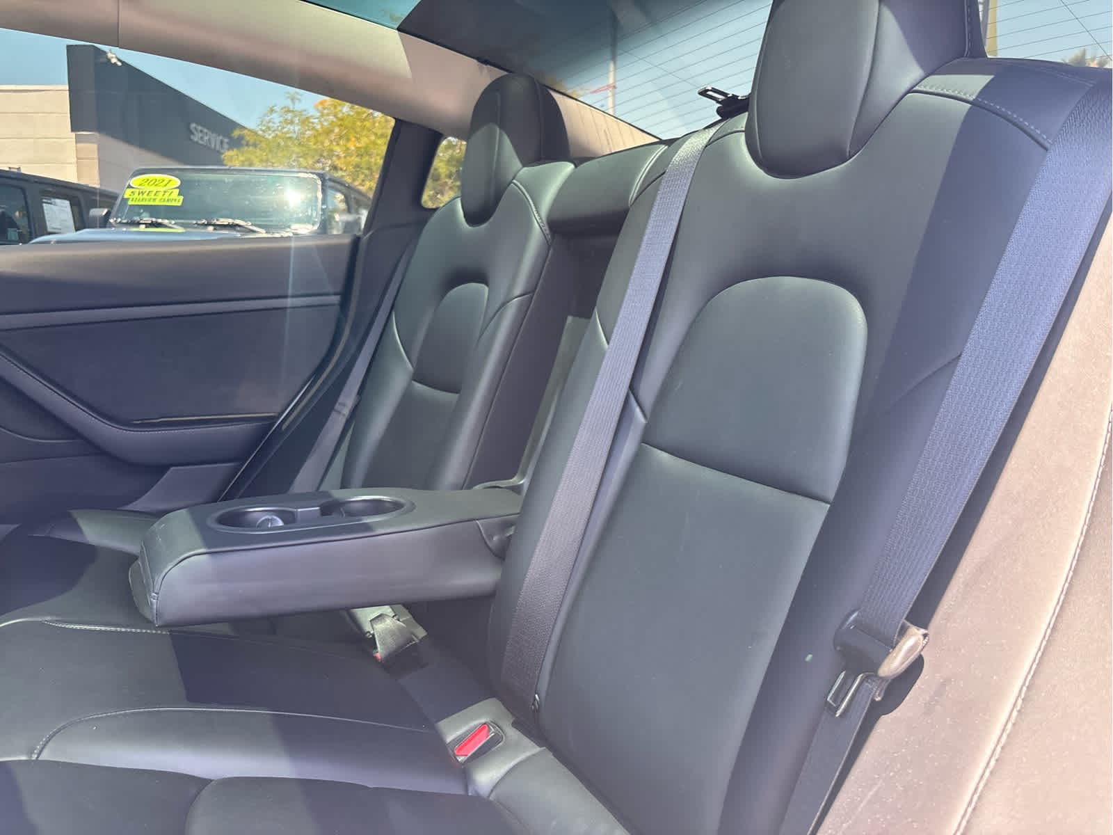 Thumbnail: 2022 Tesla Model 3 - 11