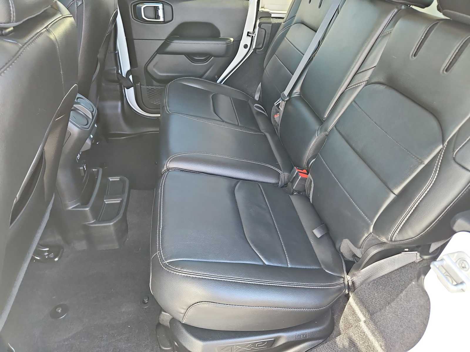 Thumbnail: 2023 Jeep Wrangler - 18