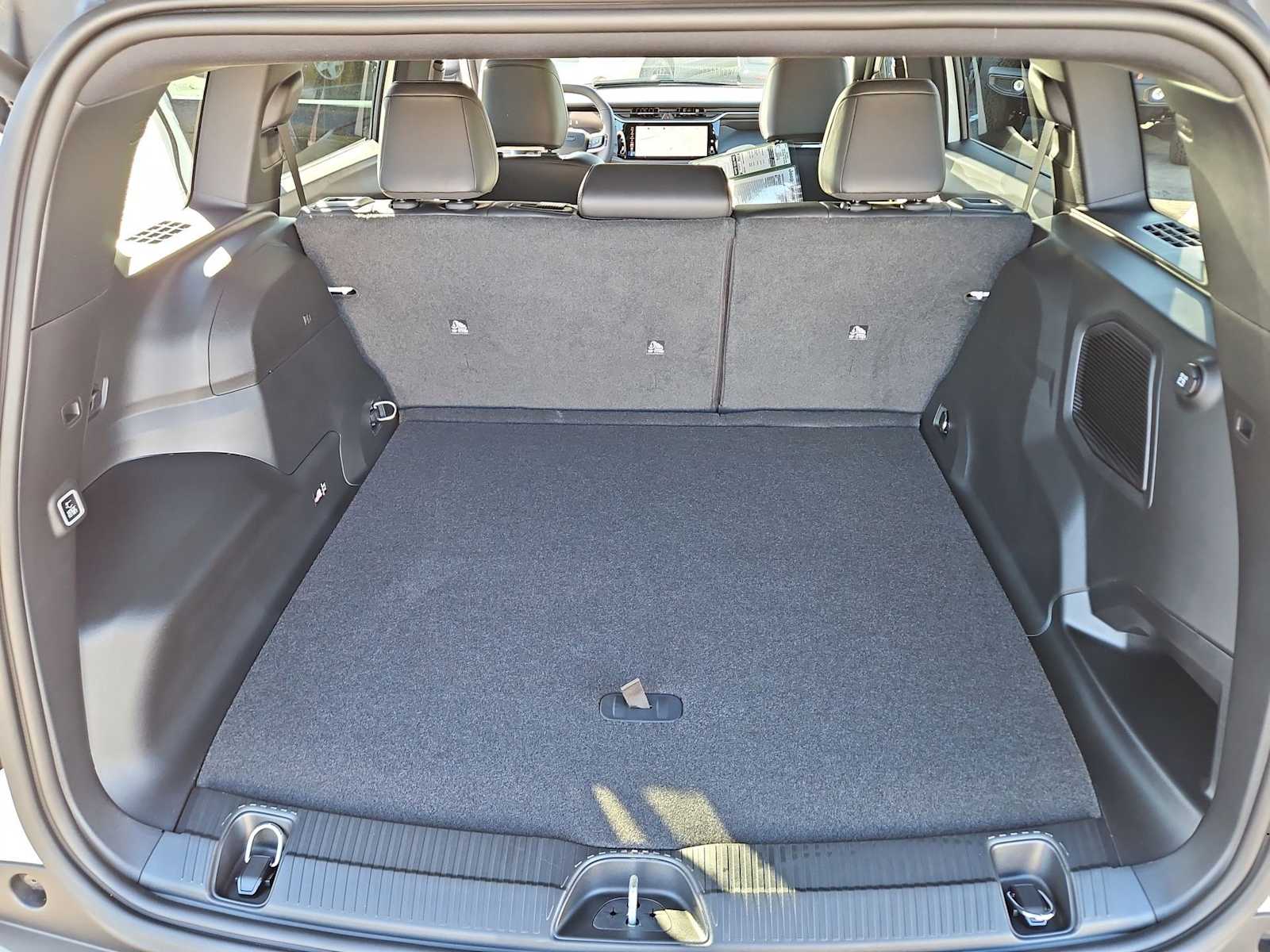 Thumbnail: 2026 Jeep Cherokee - 35