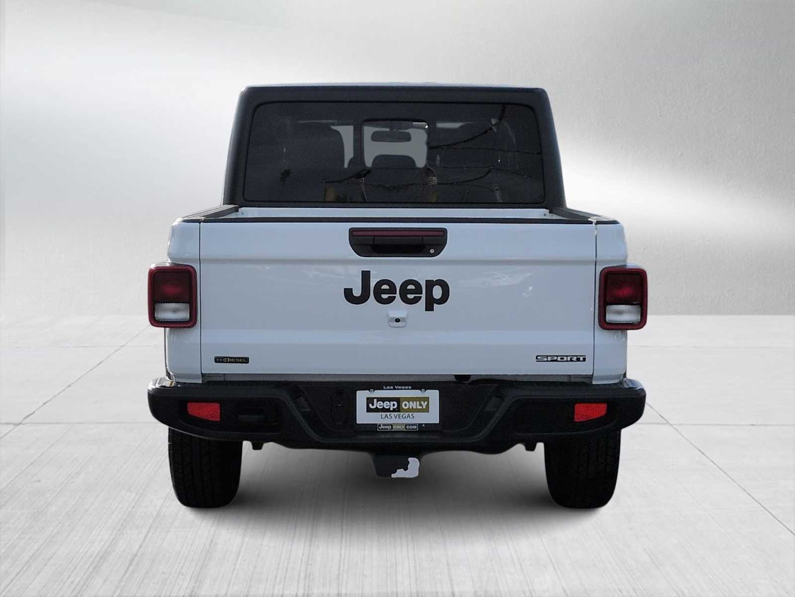 Thumbnail: 2021 Jeep Gladiator - 7