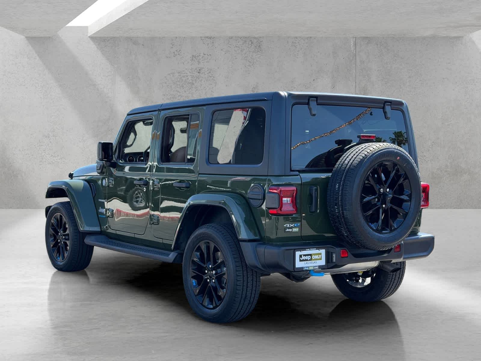 Thumbnail: 2023 Jeep Wrangler - 3