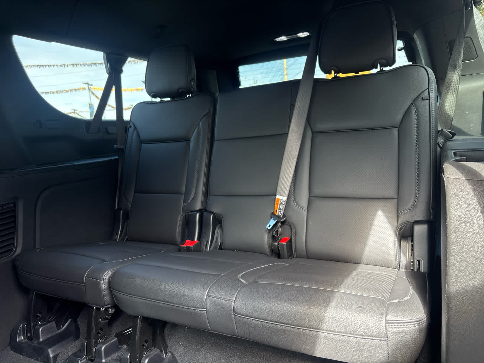 Thumbnail: 2025 GMC Yukon XL - 16