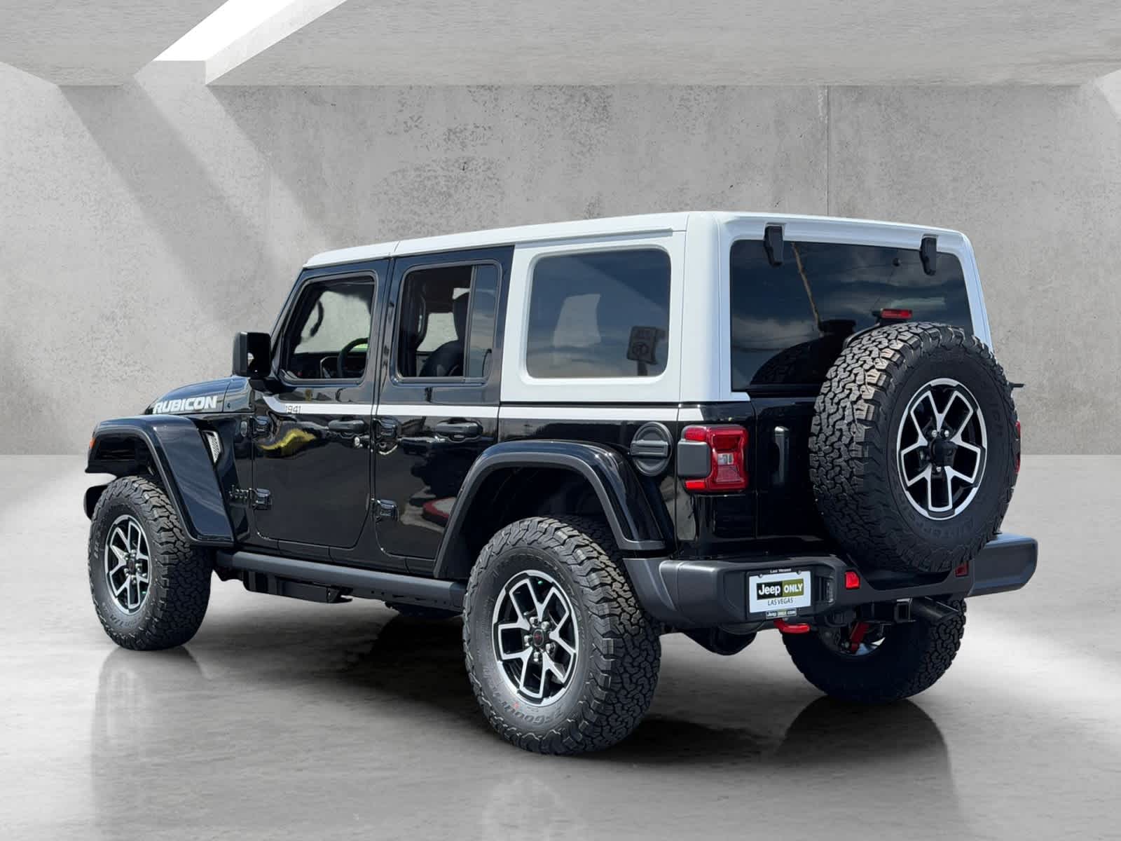 Thumbnail: 2026 Jeep Wrangler - 3