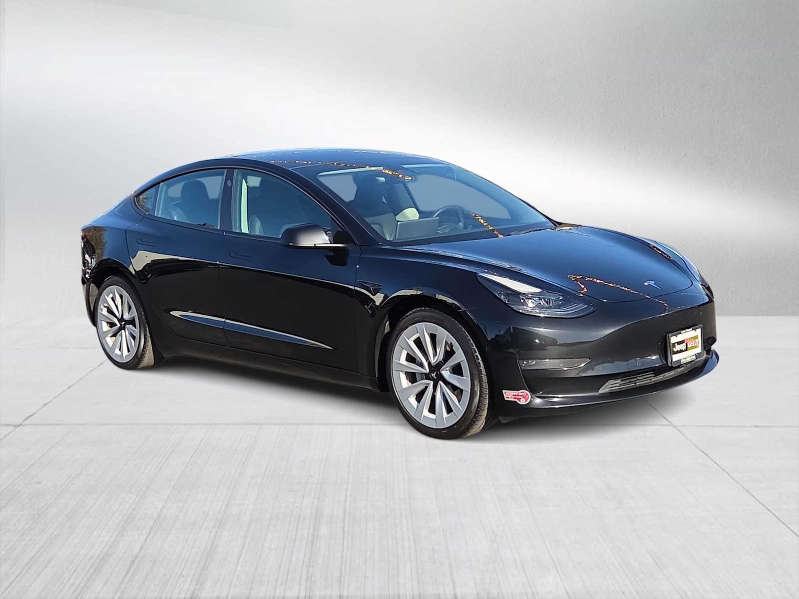 2023 Tesla Model 3 photo 2