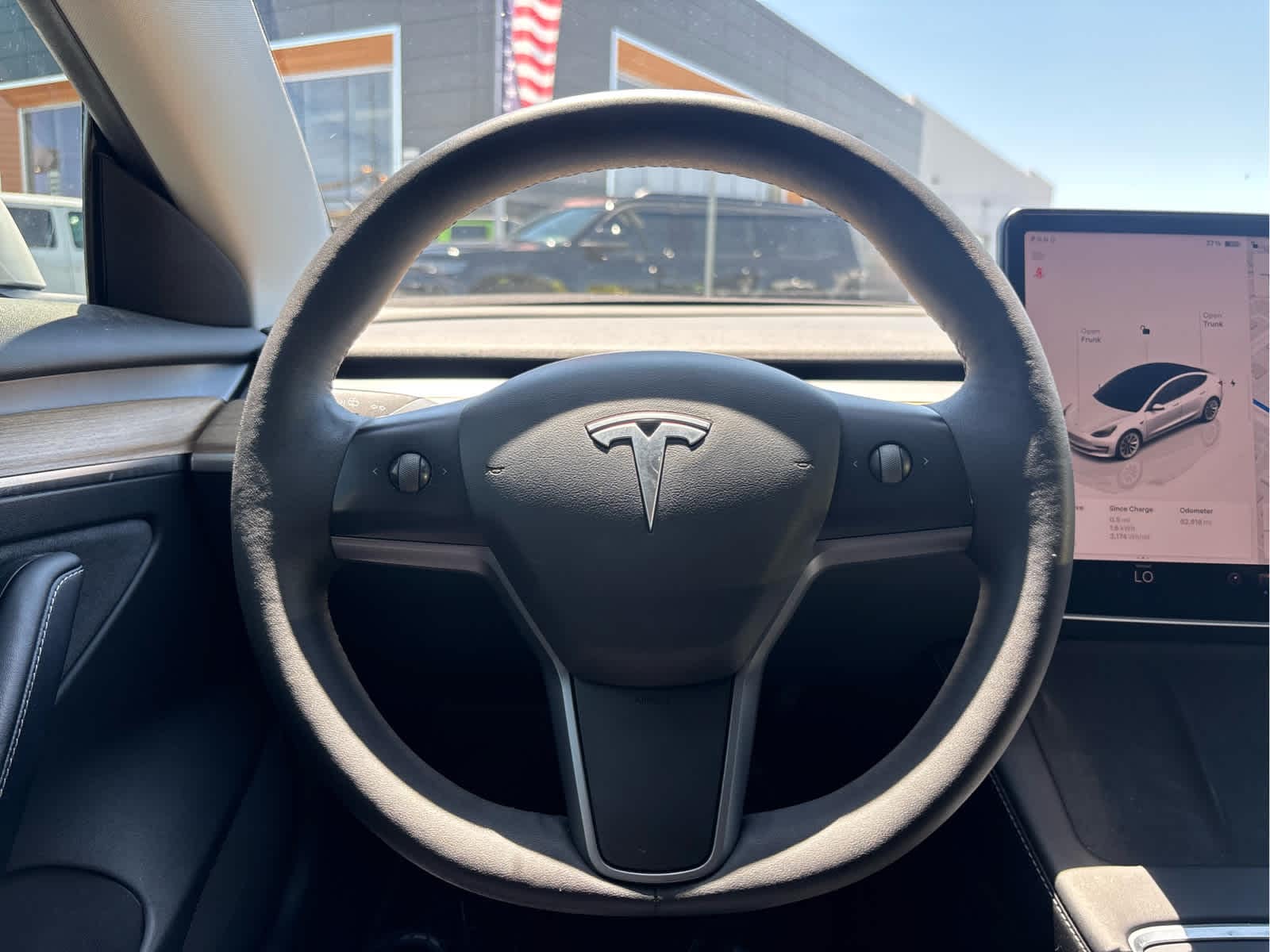 Thumbnail: 2022 Tesla Model 3 - 15