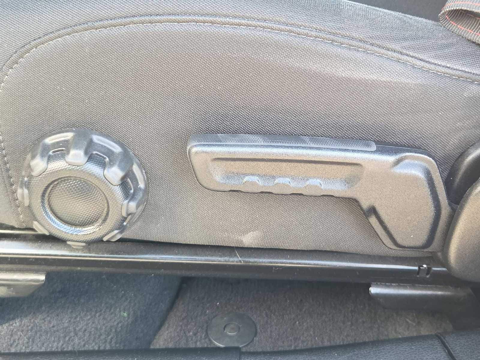 Thumbnail: 2020 Jeep Wrangler - 19