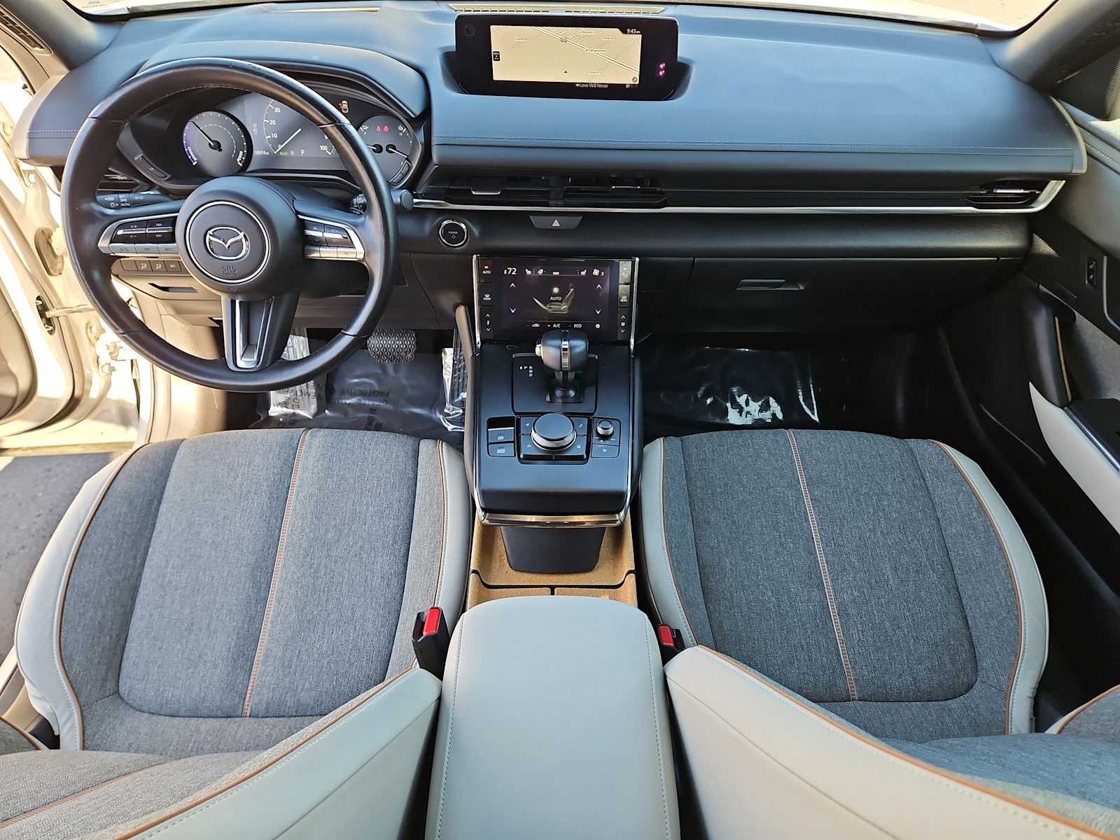 Thumbnail: 2022 Mazda MX-30 - 15