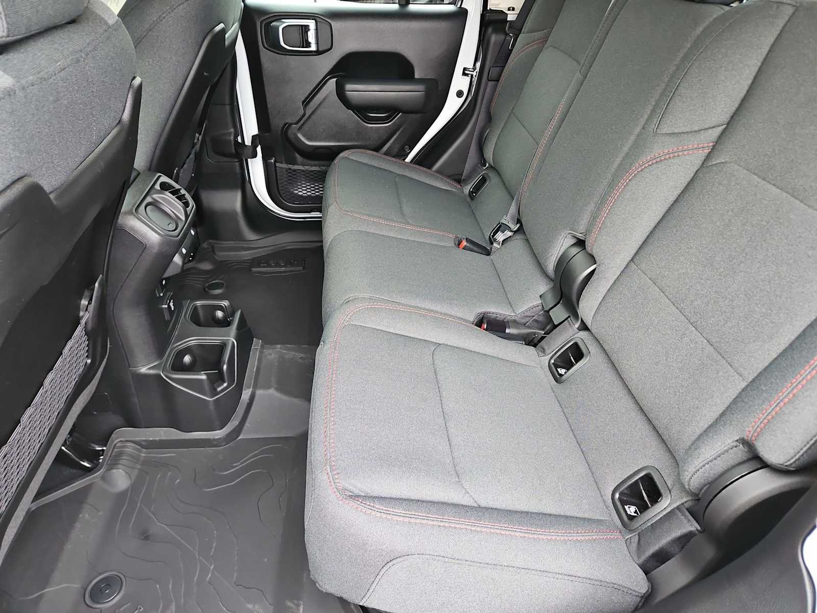 Thumbnail: 2026 Jeep Gladiator - 18