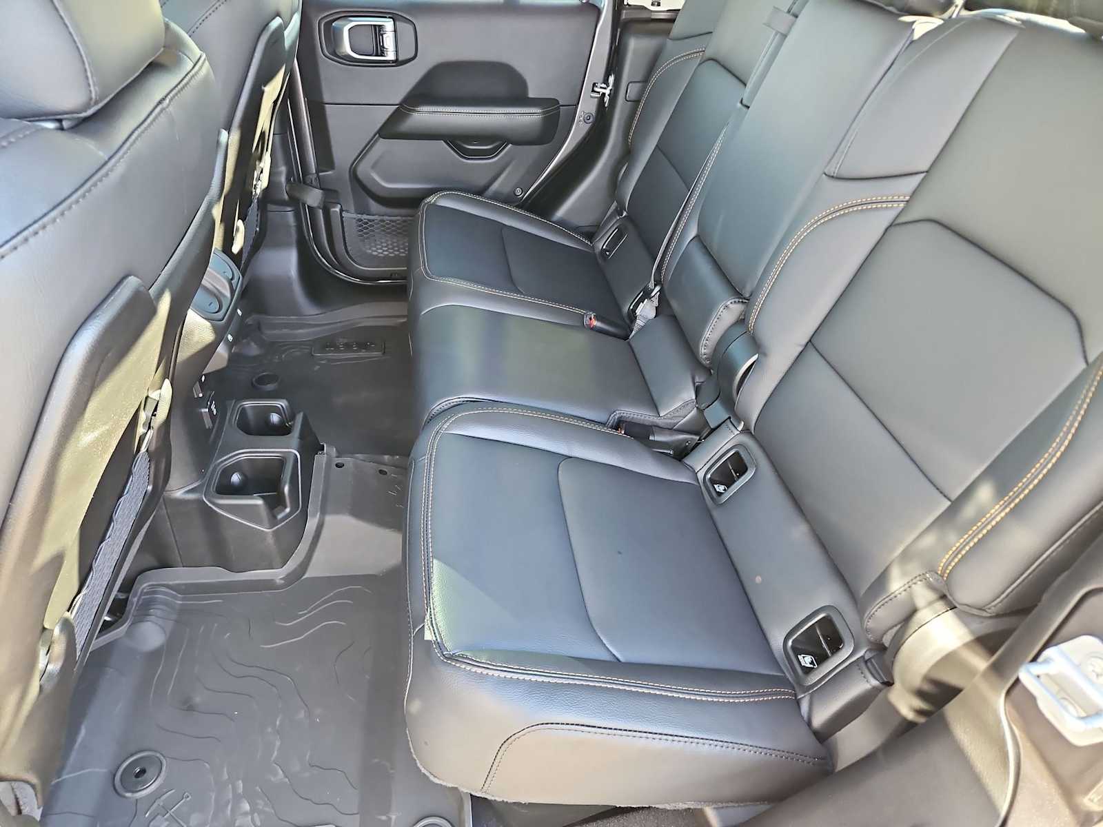 Thumbnail: 2026 Jeep Gladiator - 19