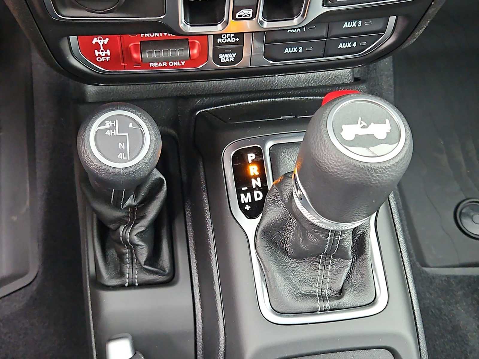 Thumbnail: 2025 Jeep Wrangler - 30