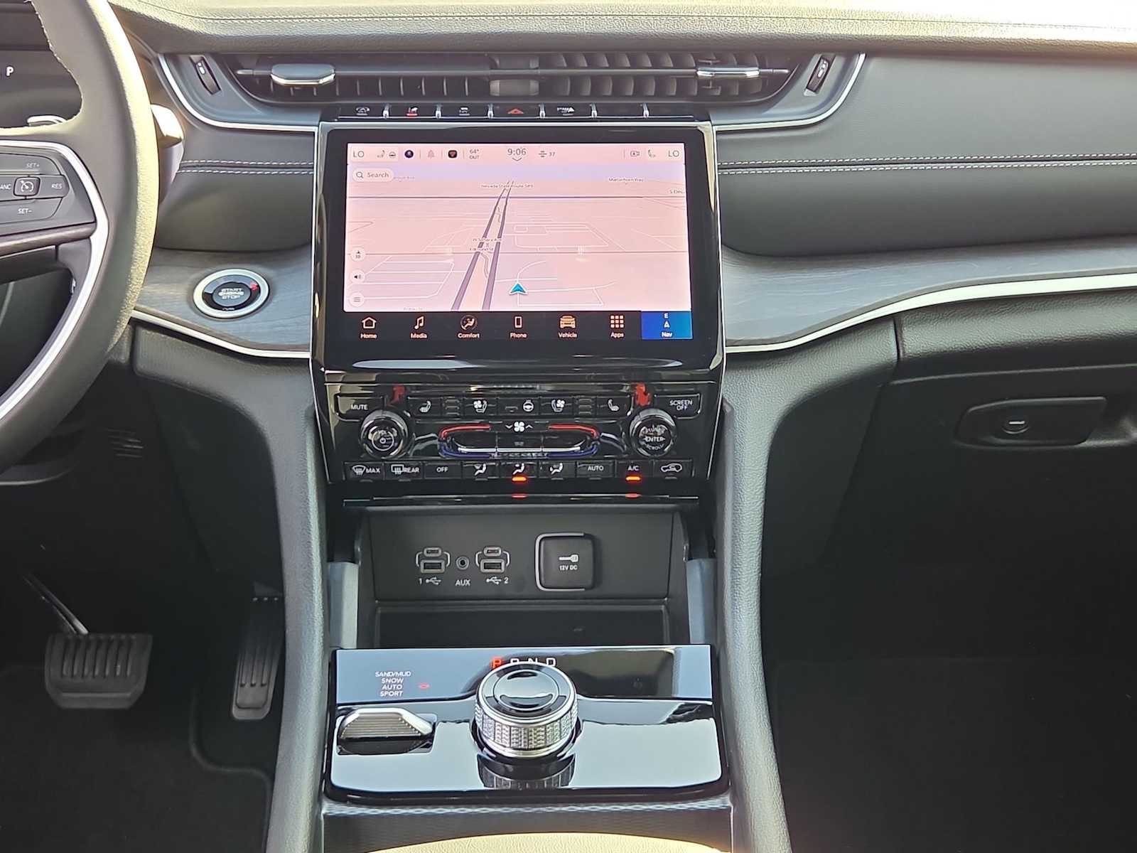 Thumbnail: 2025 Jeep Grand Cherokee L - 28