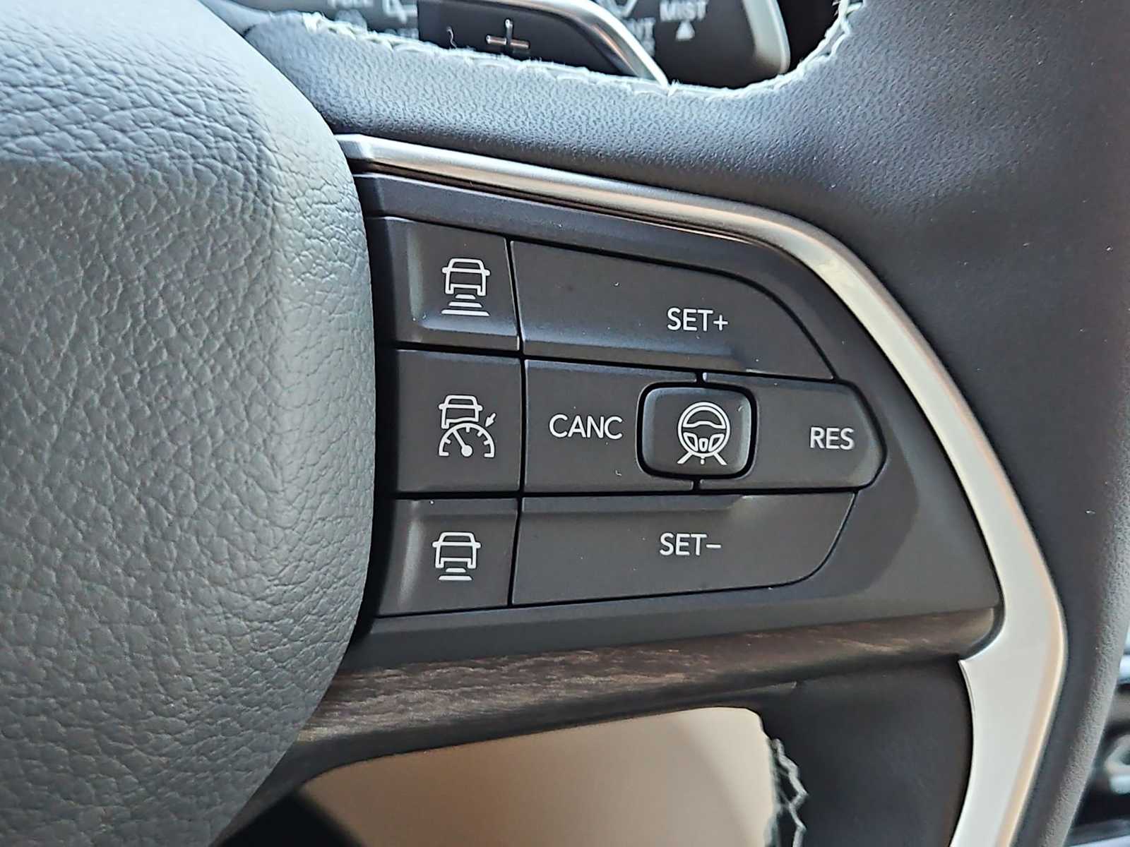 Thumbnail: 2026 Jeep Grand Cherokee L - 26