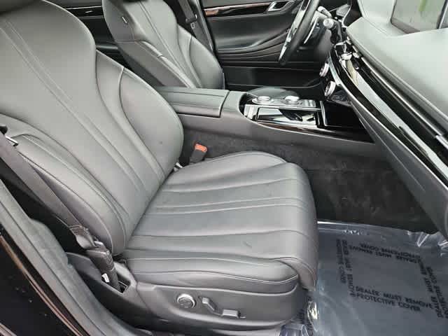 Thumbnail: 2023 Genesis G80 - 25