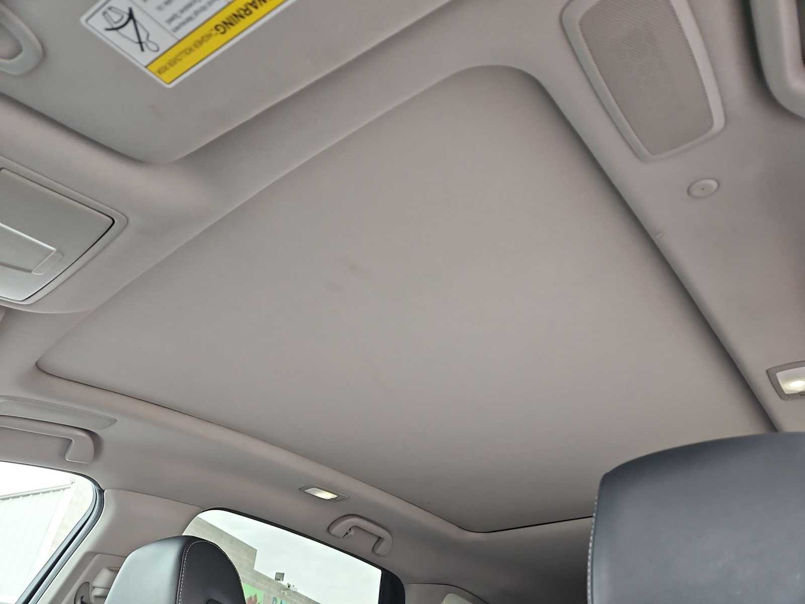 Thumbnail: 2022 Acura RDX - 19