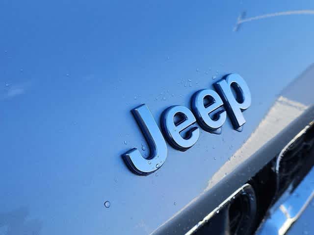 Thumbnail: 2025 Jeep Grand Cherokee - 11
