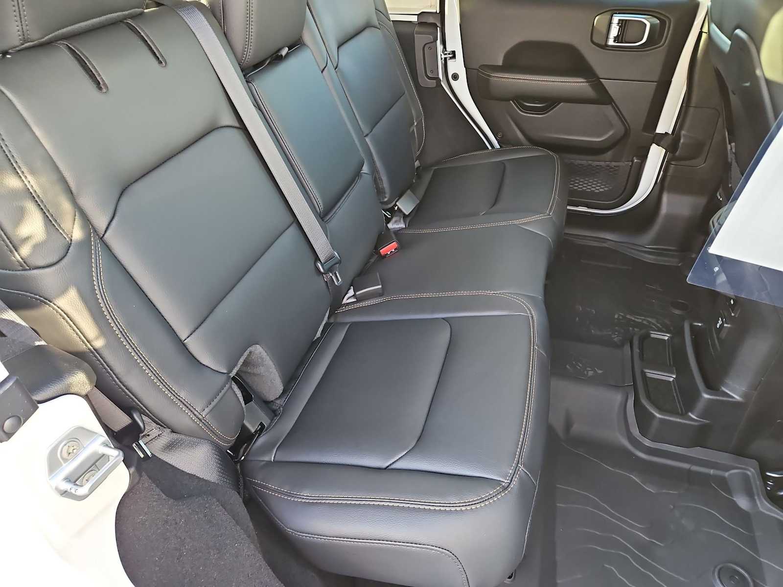 Thumbnail: 2026 Jeep Wrangler - 20