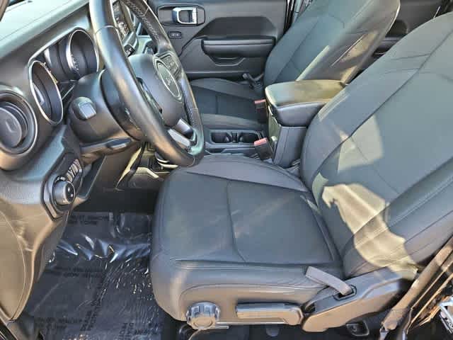 Thumbnail: 2022 Jeep Gladiator - 16