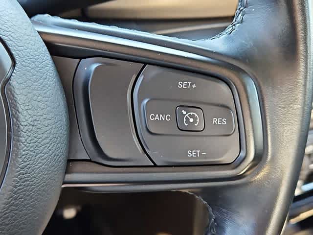 Thumbnail: 2022 Jeep Gladiator - 23