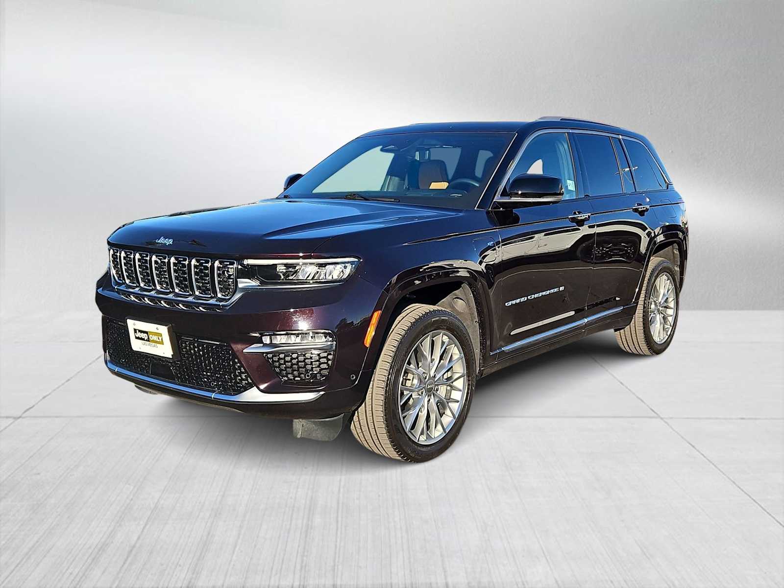 Thumbnail: 2022 Jeep Grand Cherokee - 4