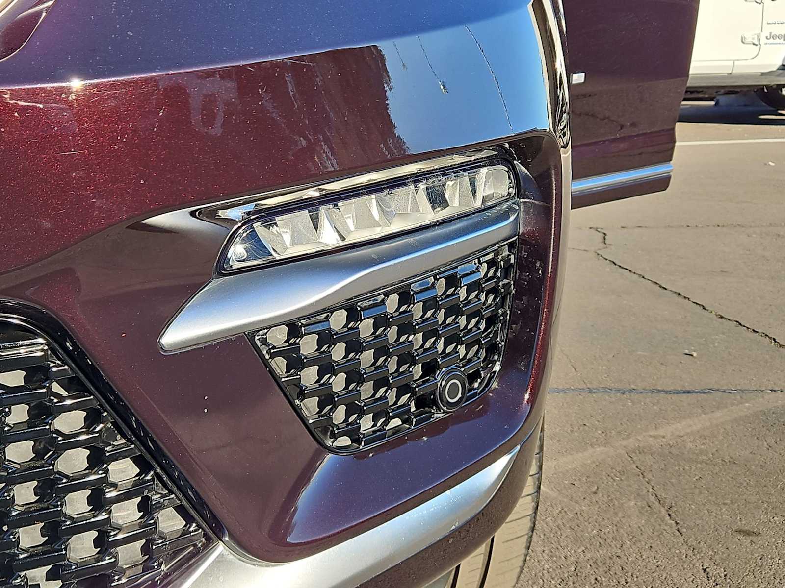 Thumbnail: 2022 Jeep Grand Cherokee - 11