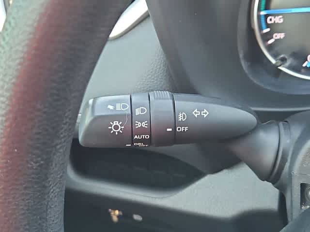 Thumbnail: 2021 Toyota RAV4 - 27