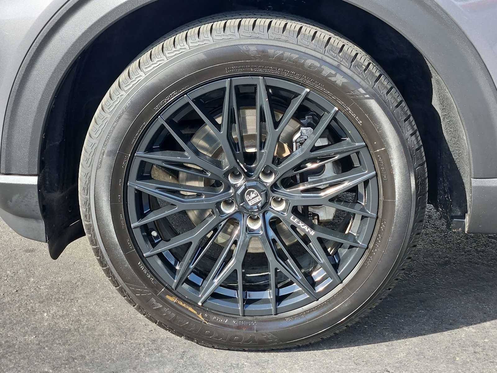 Thumbnail: 2021 Ford Explorer - 27