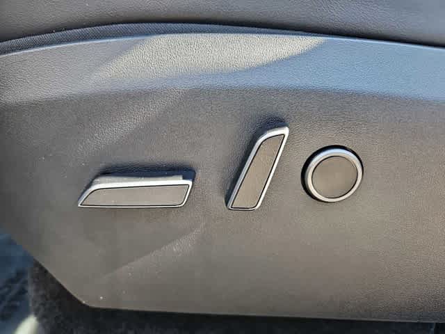 Thumbnail: 2024 Tesla Model Y - 17