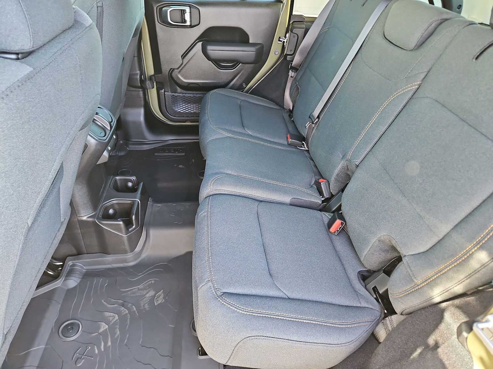 Thumbnail: 2026 Jeep Wrangler - 18