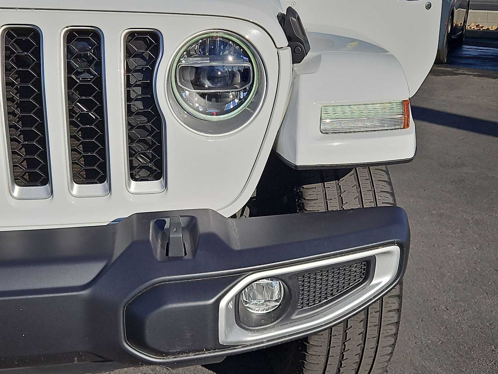 Thumbnail: 2021 Jeep Wrangler - 11