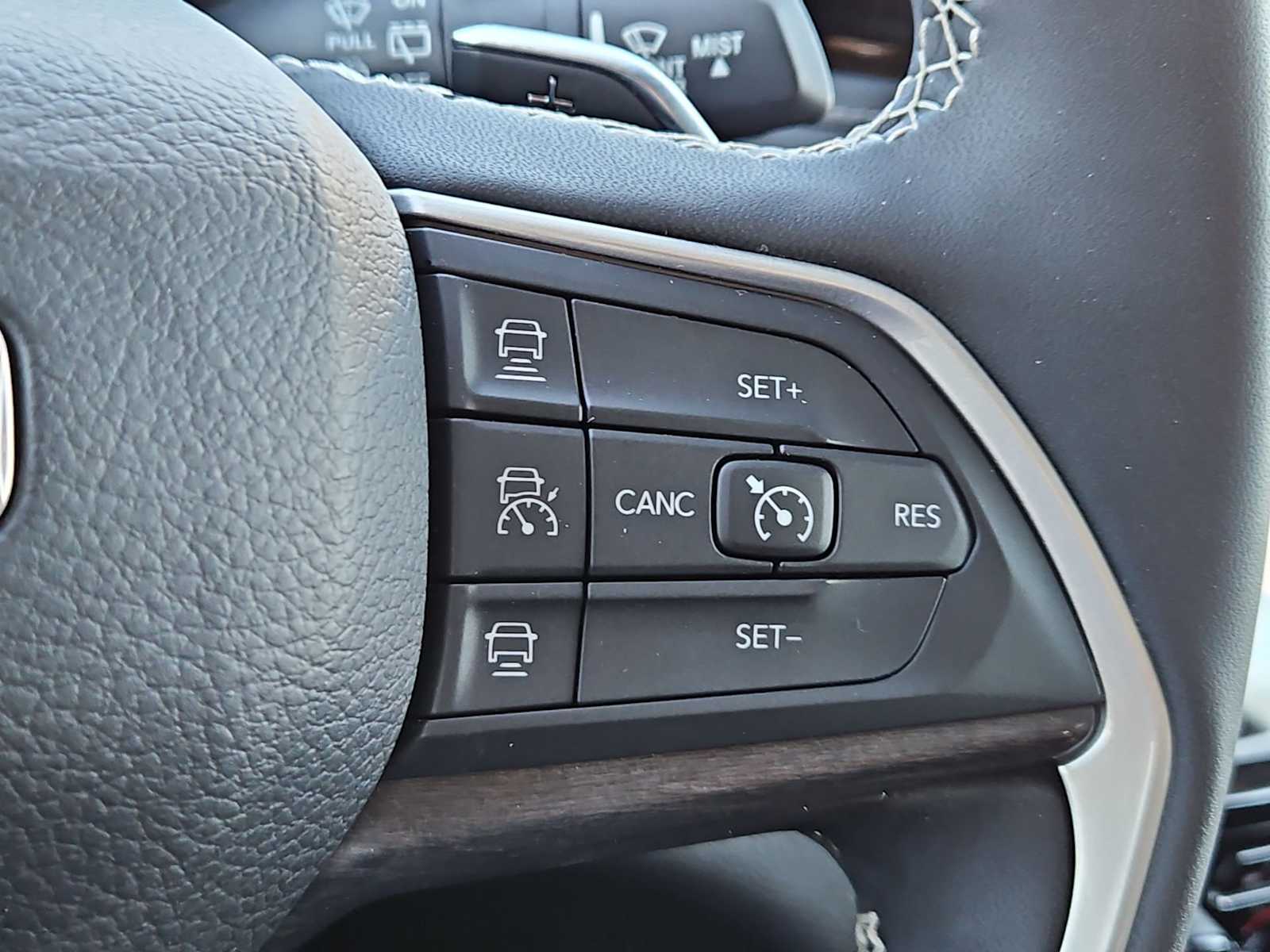 Thumbnail: 2023 Jeep Grand Cherokee - 26