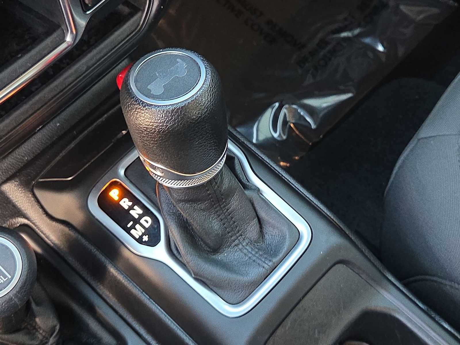 Thumbnail: 2021 Jeep Wrangler - 33