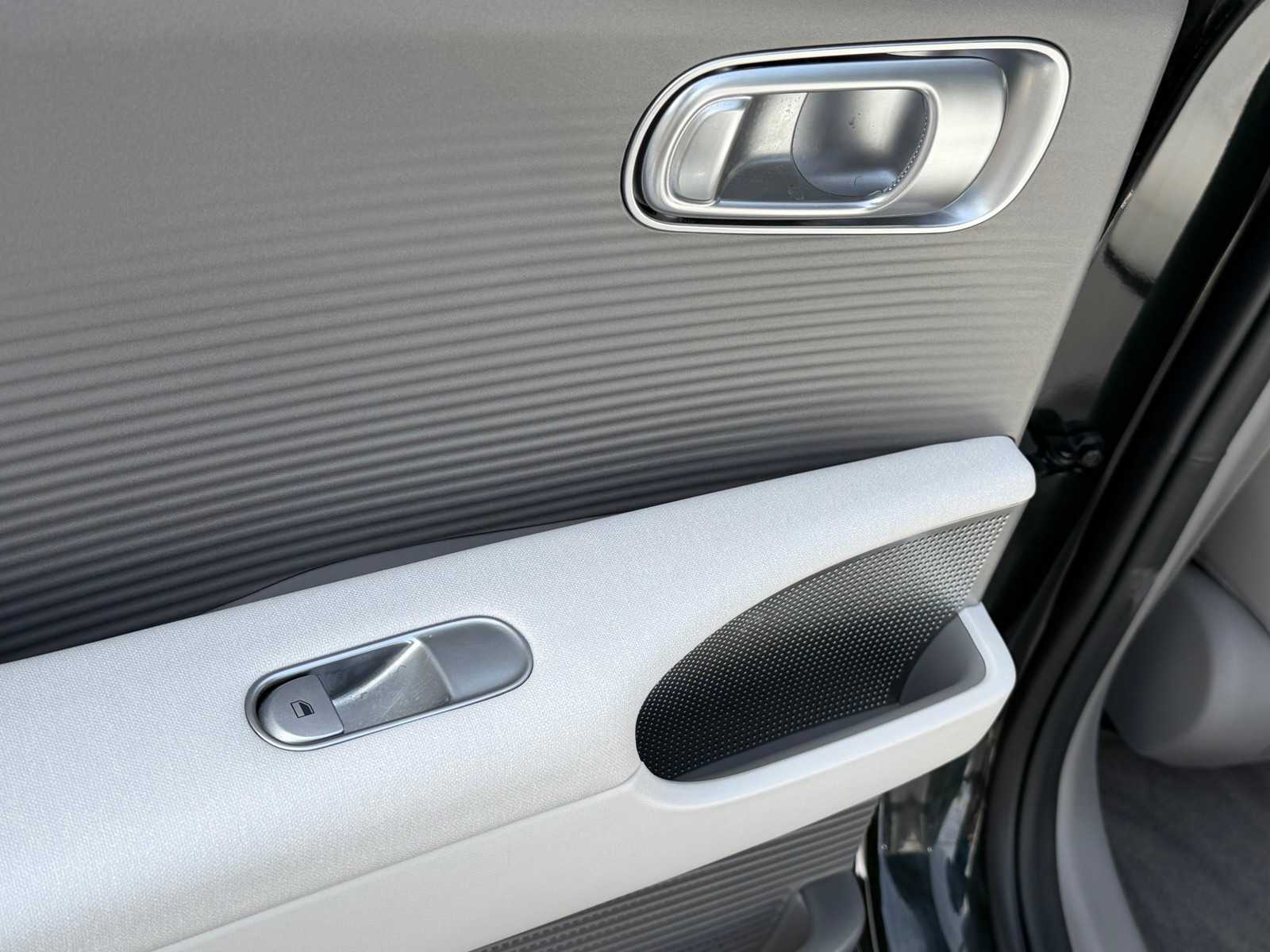Thumbnail: 2024 Hyundai Ioniq 6 - 20