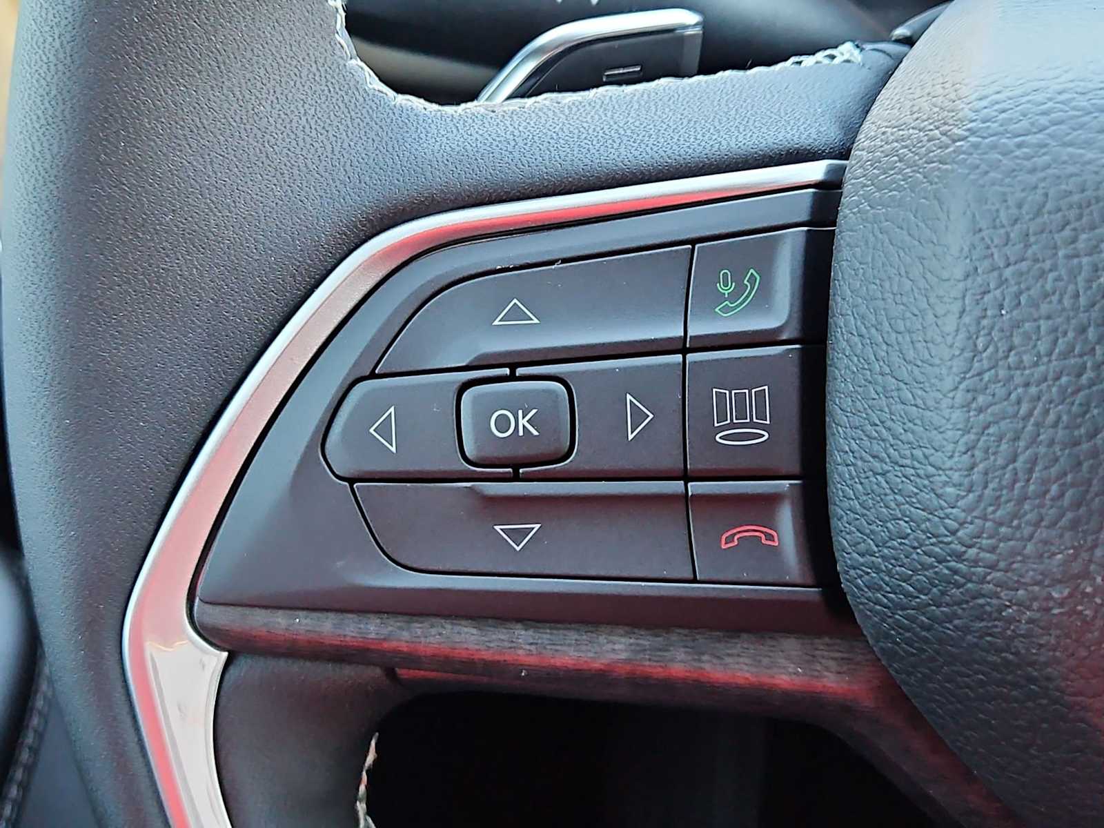 Thumbnail: 2026 Jeep Grand Cherokee - 23